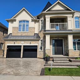 Frameless Glass Garage Door Thumbnail 4